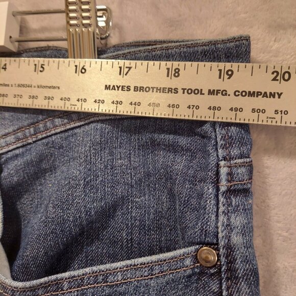 Lee Classic Fit Straight Leg Jeans Size 18 straight measures 39x29 high rise Mom - Picture 3 of 13